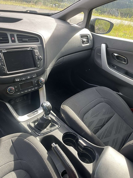 Kia Ceed 20 of 25