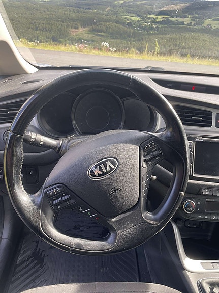 Kia Ceed 18 of 25