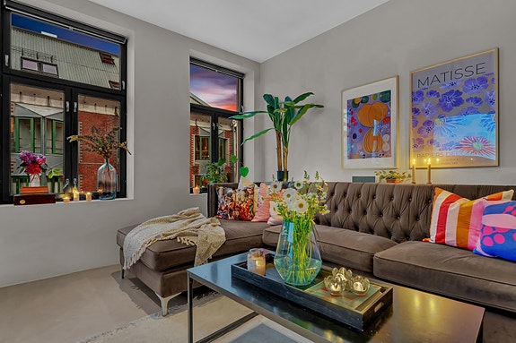 Velkommen til Sofienberggata 2 B - her får du en vesentlig oppgradert leilighet med god standard.