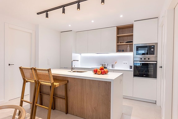 En megler med gode referanser - SPANIA1.no