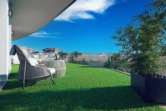 En megler med gode referanser - SPANIA1.no