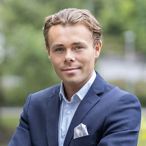 Bilde av megler Henrik Nielsen