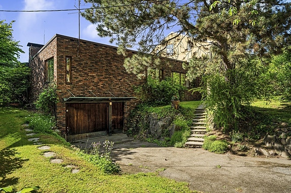 Velkommen til Lyder Sagens gate 6 - et unikt, arkitekttegnet atriumshus med etterspurt beliggenhet på Fagerborg!