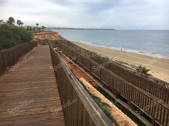 En megler med gode referanser -  SPANIA1.no