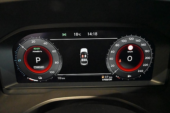 Nissan X-Trail 23 of 30
