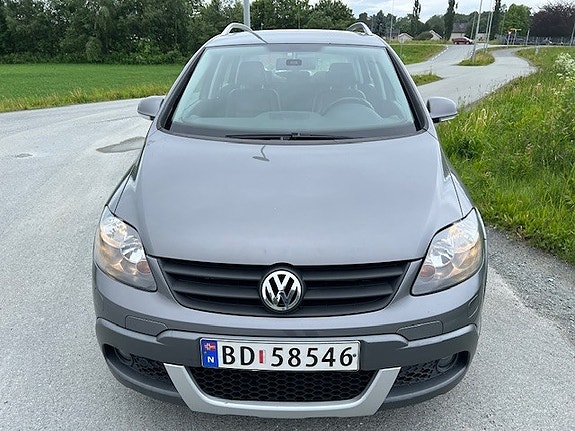 Volkswagen Golf Plus Cross 2 of 5