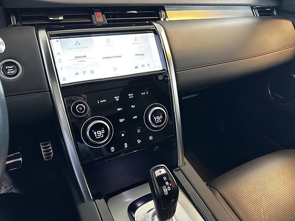 Land Rover Discovery Sport 16 of 20