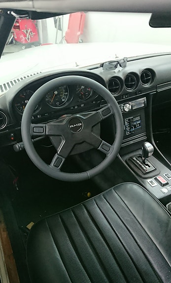 Mercedes-Benz SL-Klasse 5 of 18