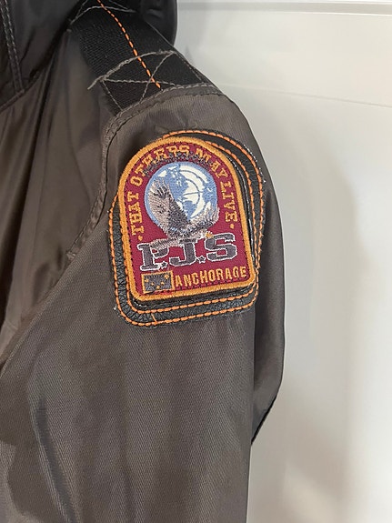 Product image 1 of 7