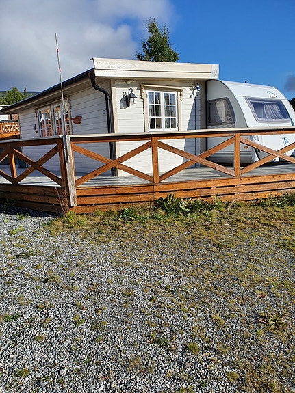 Knaus Royale 590 med spikertelt med alt innbo 4 of 30
