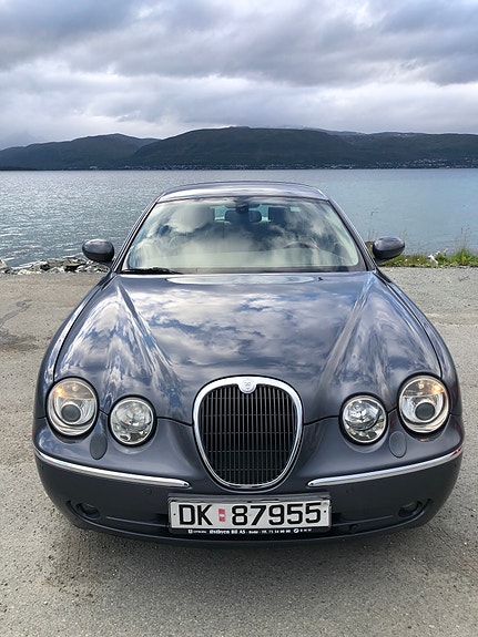 Jaguar S-TYPE 14 of 21