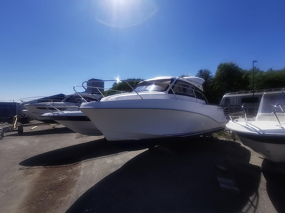 Quicksilver 640 Weekend 11 of 15