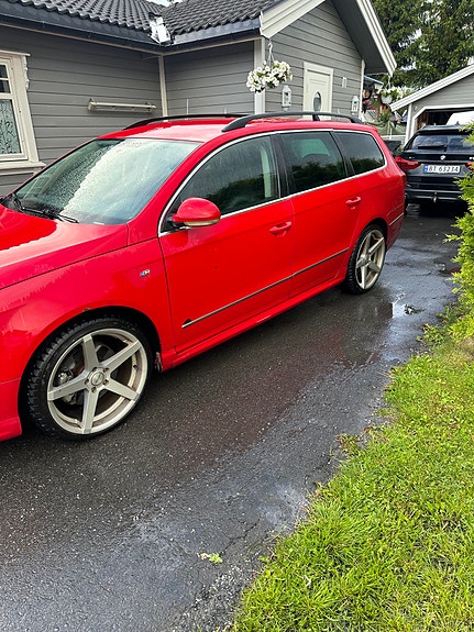 Volkswagen Passat 3 of 5