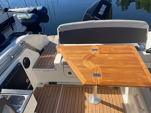 Uttern D65 Premium, Zip Wake Mercury 225 2 of 5