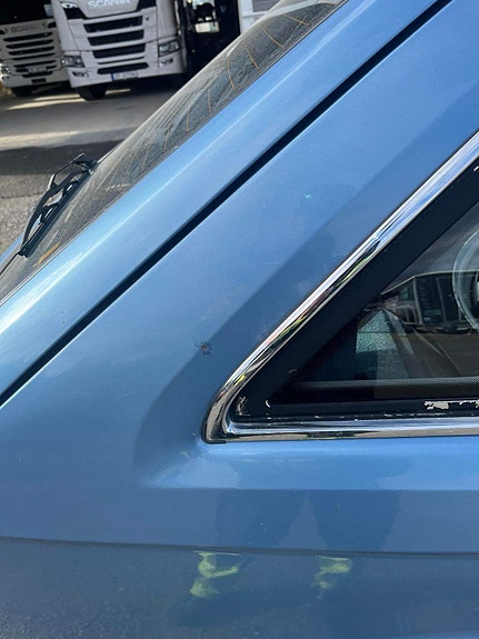 Mazda 323 10 of 11