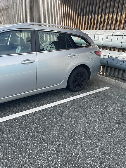Mazda 6 3 of 5