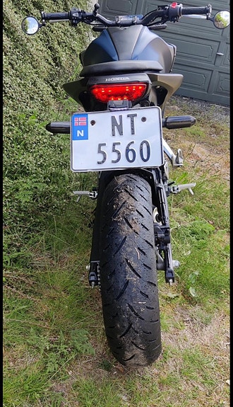 Honda CB 125 r 3 of 5