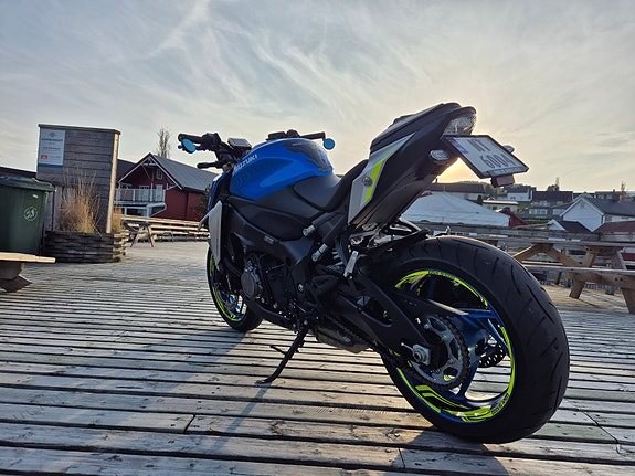 Suzuki GSX-S 1000 5 of 17