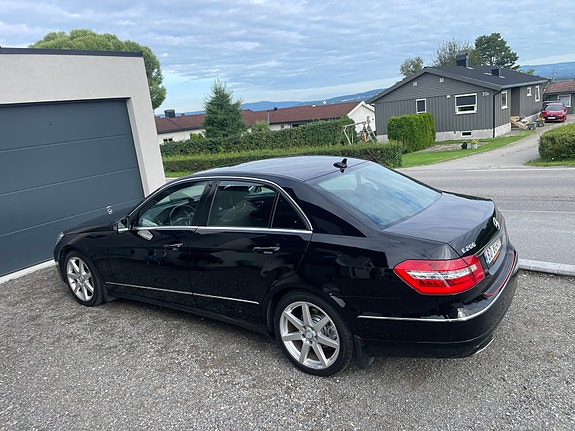 Mercedes-Benz E-Klasse 13 of 30