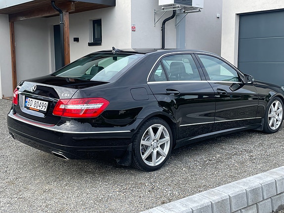 Mercedes-Benz E-Klasse 14 of 30