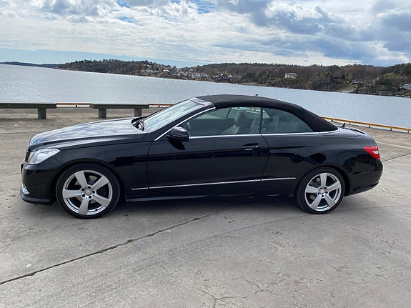 Mercedes-Benz E-Klasse 4 of 27