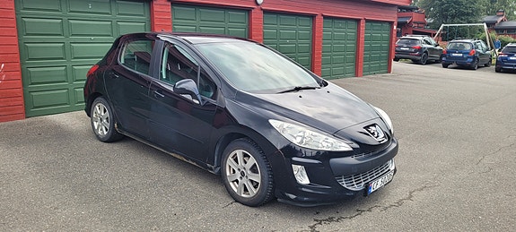 Peugeot 308 3 of 6