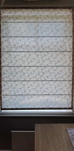 Product image 1 of 7