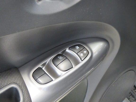 Nissan Juke 11 of 23