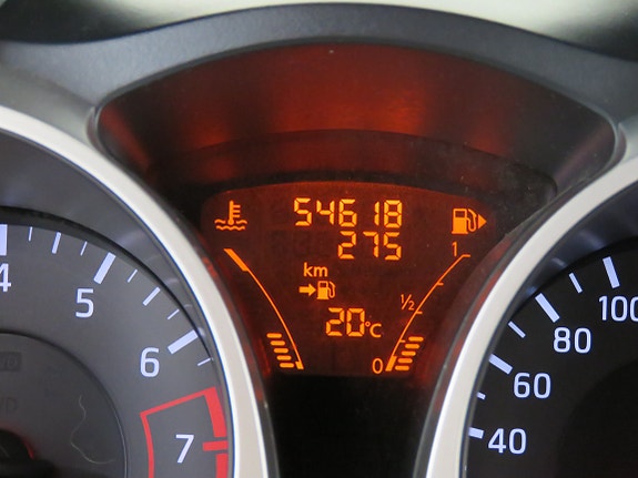 Nissan Juke 19 of 23