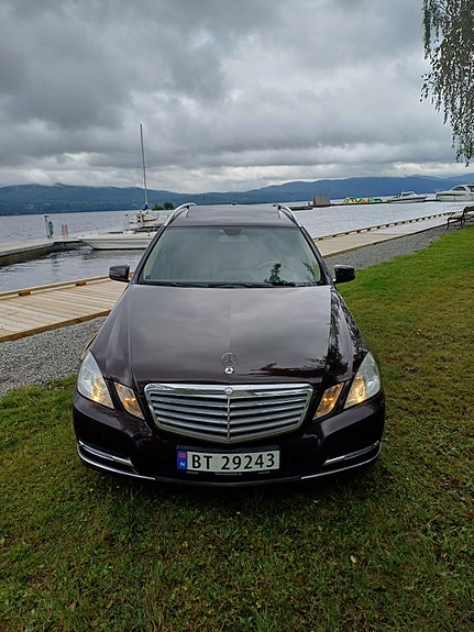 Mercedes-Benz E-Klasse 8 of 30