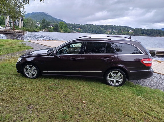 Mercedes-Benz E-Klasse 5 of 30