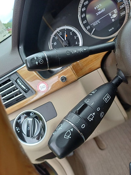 Mercedes-Benz E-Klasse 22 of 30