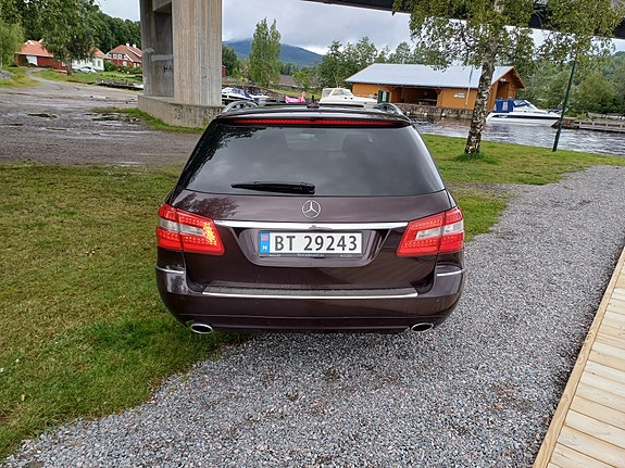 Mercedes-Benz E-Klasse 7 of 30