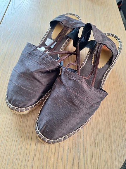 Product image 1 of 9