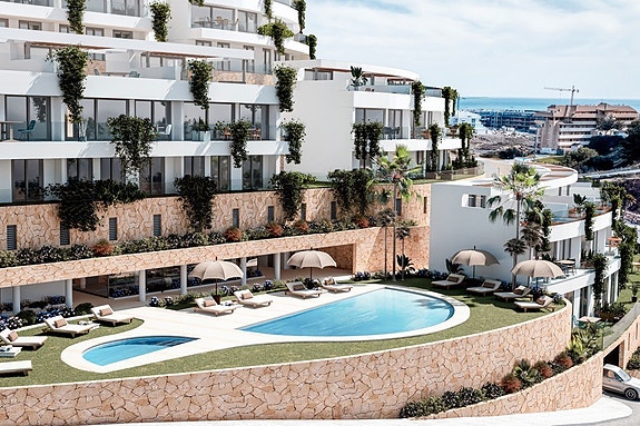 En megler med gode referanser - SPANIA1.no