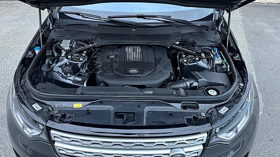 Land Rover Discovery 5 3 of 30