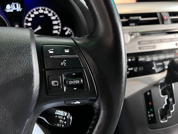 Lexus RX450h 25 of 30
