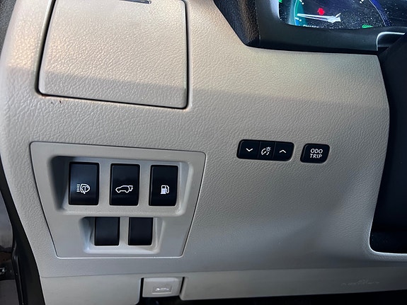 Lexus RX450h 23 of 30