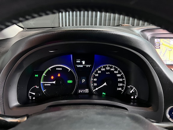 Lexus RX450h 28 of 30