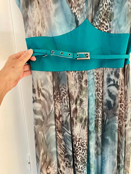 Product image 1 of 10