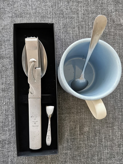 Product image 1 of 3