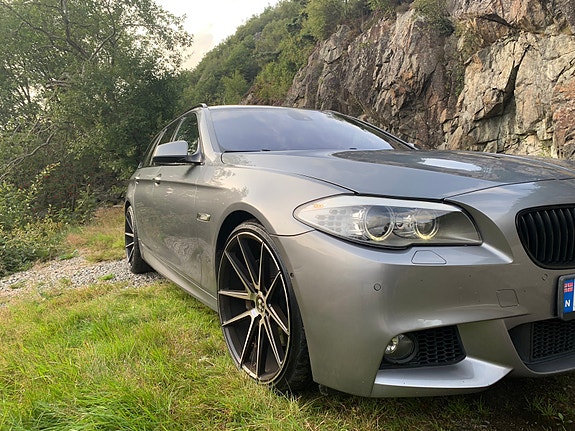 BMW 5-Serie 3 of 30