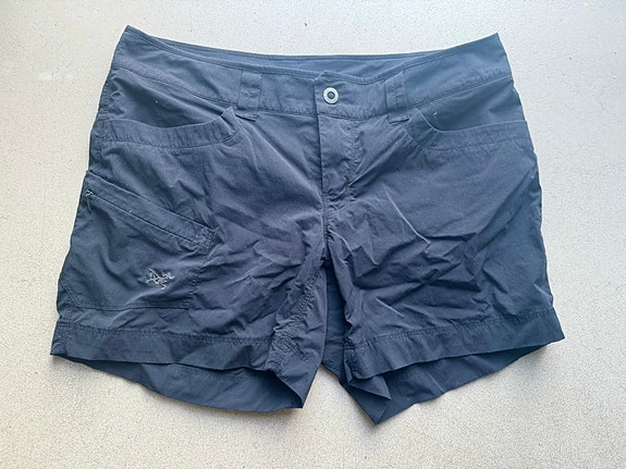 Product image 1 of 6
