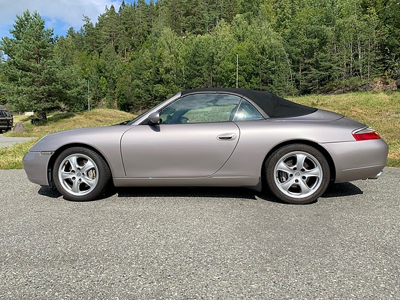 Porsche 911 2 of 16