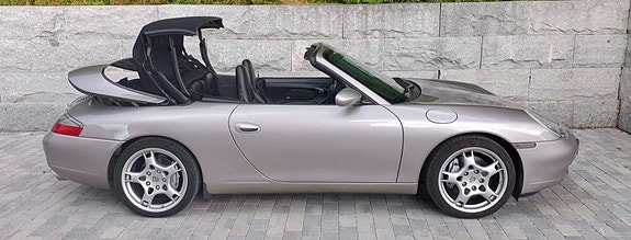 Porsche 911 12 of 16
