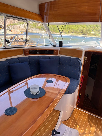 Hansvik 900/950 Sportcruiser Flybridge 10 of 30