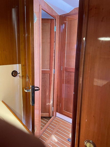Hansvik 900/950 Sportcruiser Flybridge 5 of 30