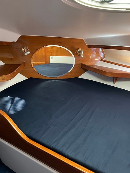 Hansvik 900/950 Sportcruiser Flybridge 13 of 30
