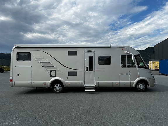 Hymer Hymer S 830 2 of 5