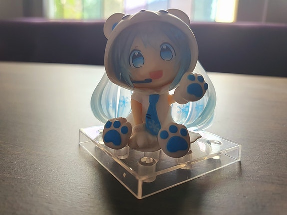 Product image 1 of 3
